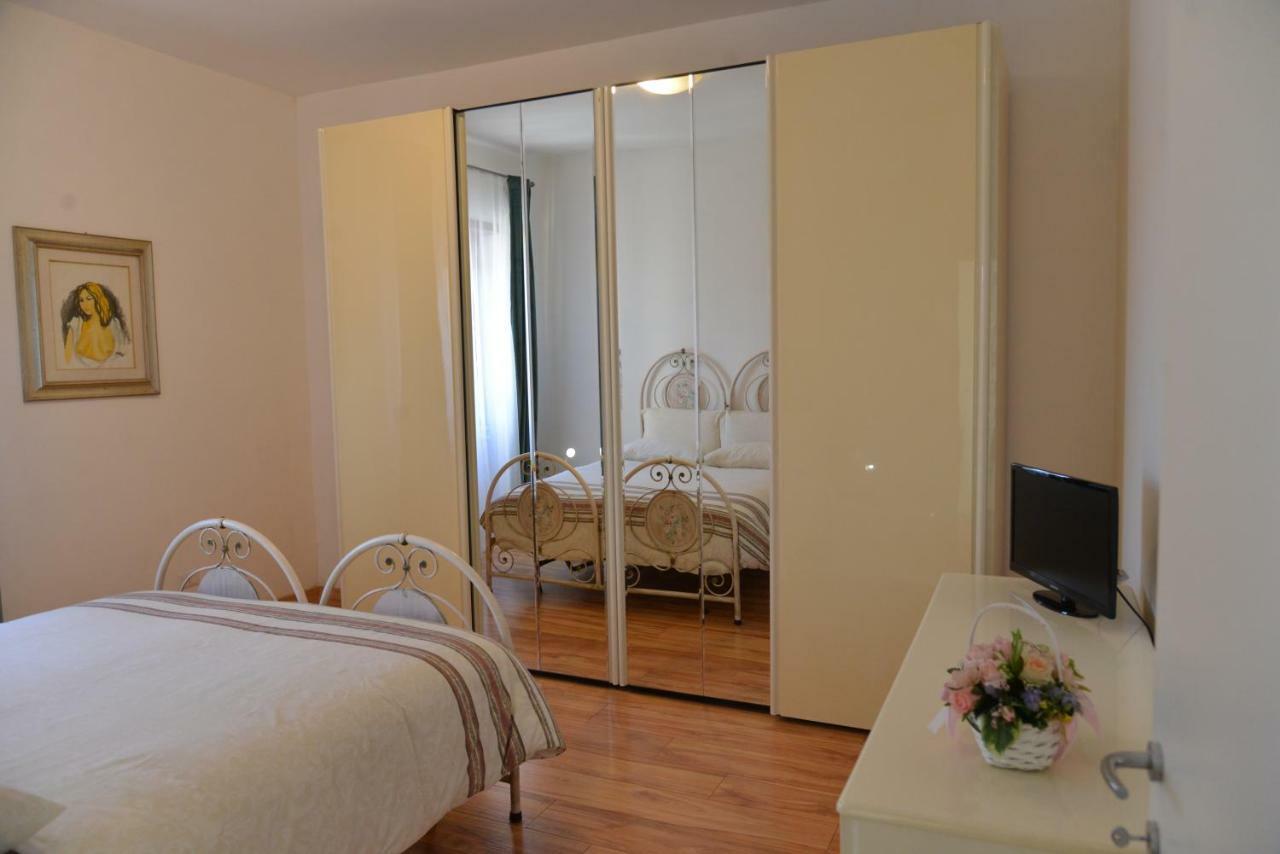 Lilly'S House Apartamento Fiumicino Exterior foto